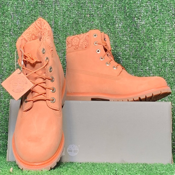 New Timberland WOMEN'S 6" PREMIUM BOOTS SUNBURN - Picture 5 of 8